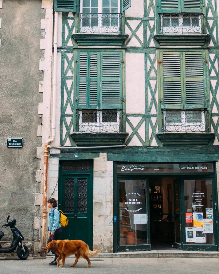Instagram post from florian.photographie. This post is in position 4.