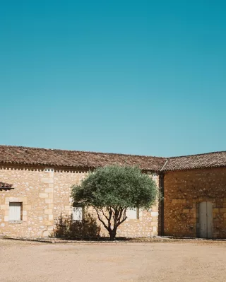 Instagram post from florian.photographie. This post is in position 3.